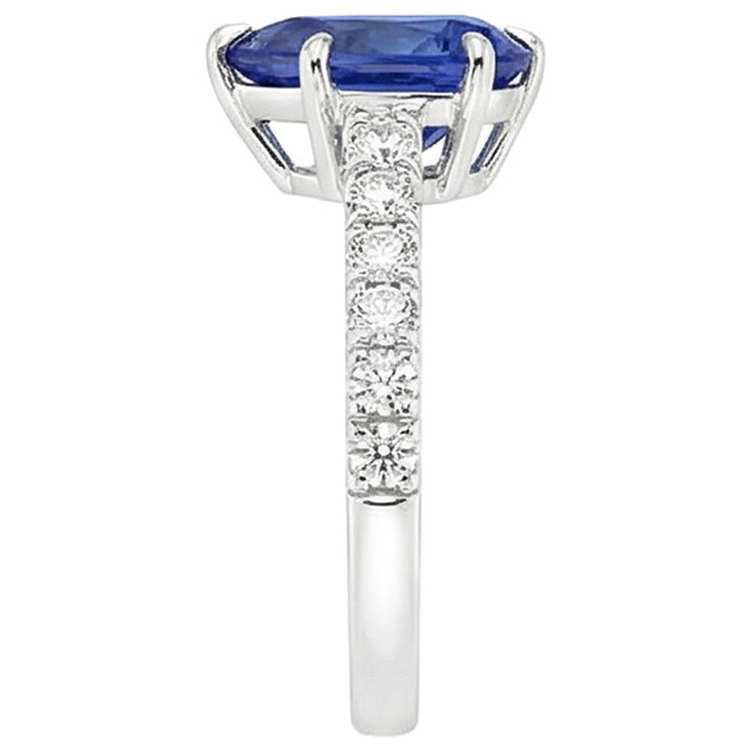 naturel pear diamant 5.50carats bague sur blanc