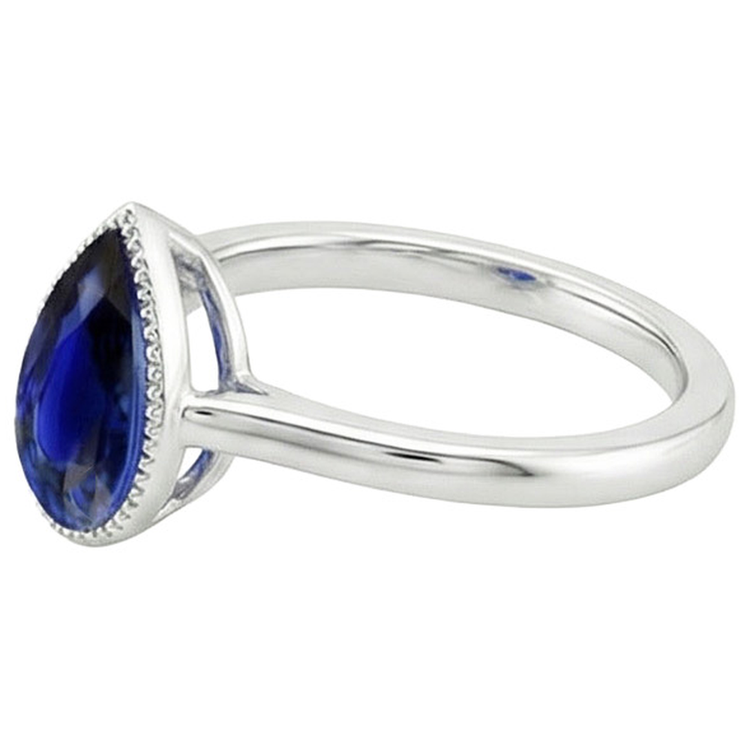 Bague de fiançailles solitaire sertie clos poire saphir de Ceylan 2.50 carats