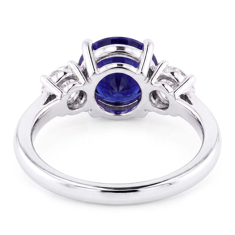 Bague de fiançailles trois pierres rondes saphir bleu 2.50 carats diamants