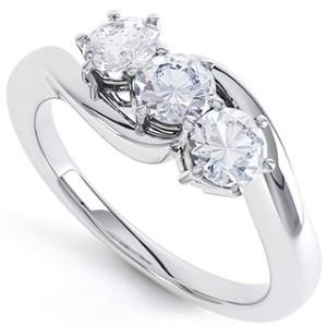 Bague de mariage Naturel diamant rond à trois pierres de 2.25 carats