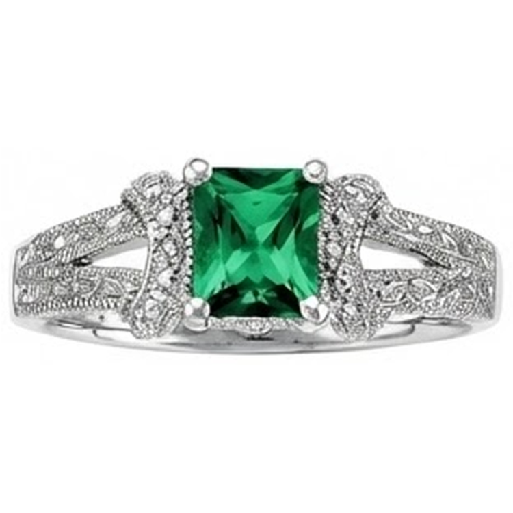 Bague diamant émeraude Vert taille princesse 6 carats en or blanc Joaillerie fine