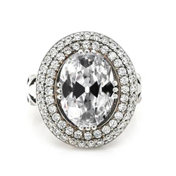 Bague double halo ovale Naturel diamant taille ancienne sertie triple griffes 8 carats