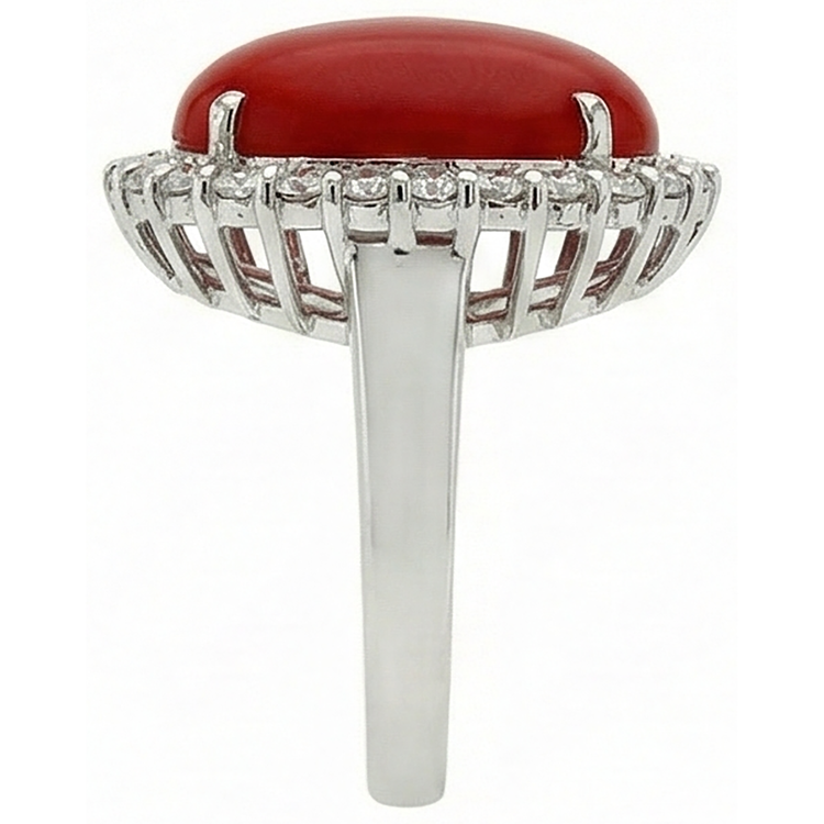 Bague en corail rouge sertie de griffes de 11.25 ct avec diamants en or blanc 14 carats