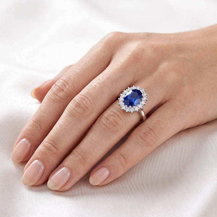 Bague en diamant rond avec saphir de Ceylan de forme ovale de 3.5 ct en or blanc 14K