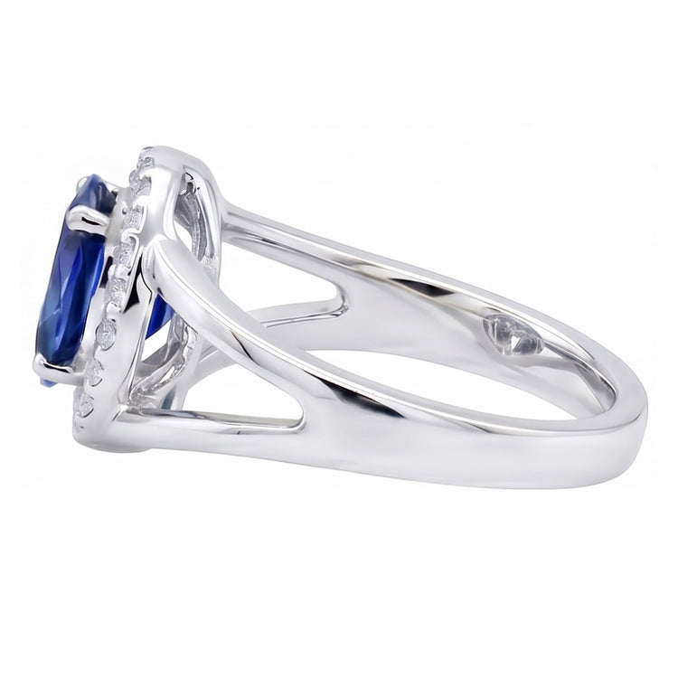 Bague en or blanc 14K avec saphir bleu de Ceylan ovale de 2.75 ct et diamants