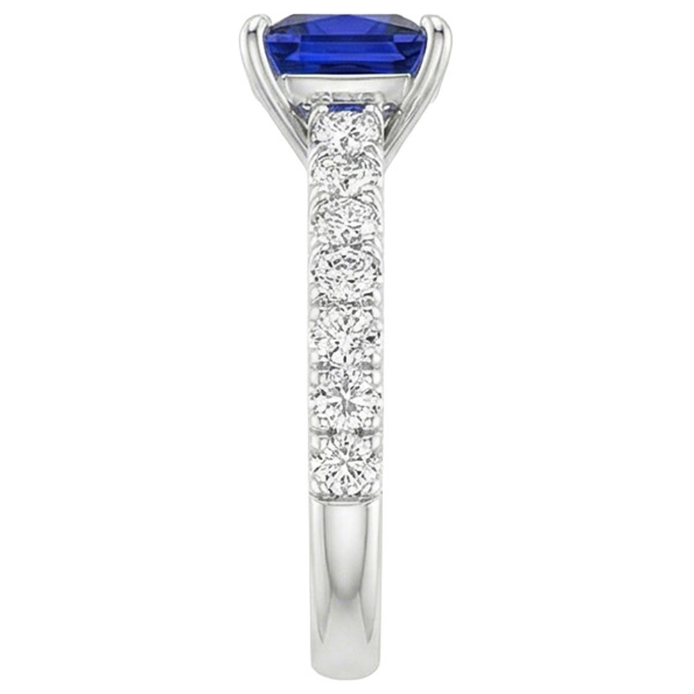 naturel diamant 6carats bague sur blanc