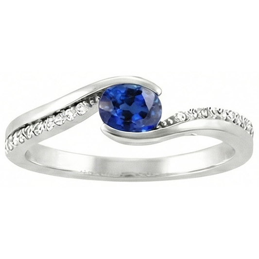 Bague en saphir du Sri Lanka et diamants taille ovale 2 ct en or blanc 14K