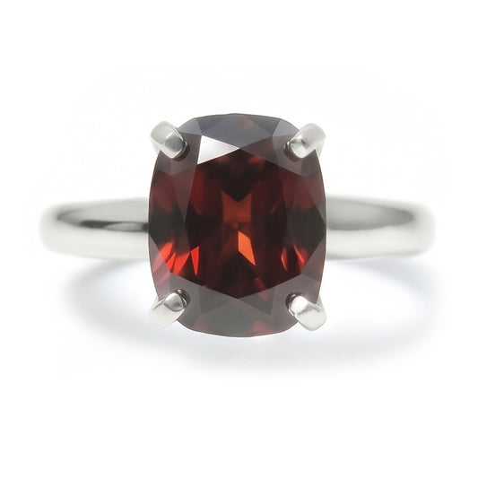 Bague en saphir rouge taille radiant de 1.65 ct en or blanc 14k