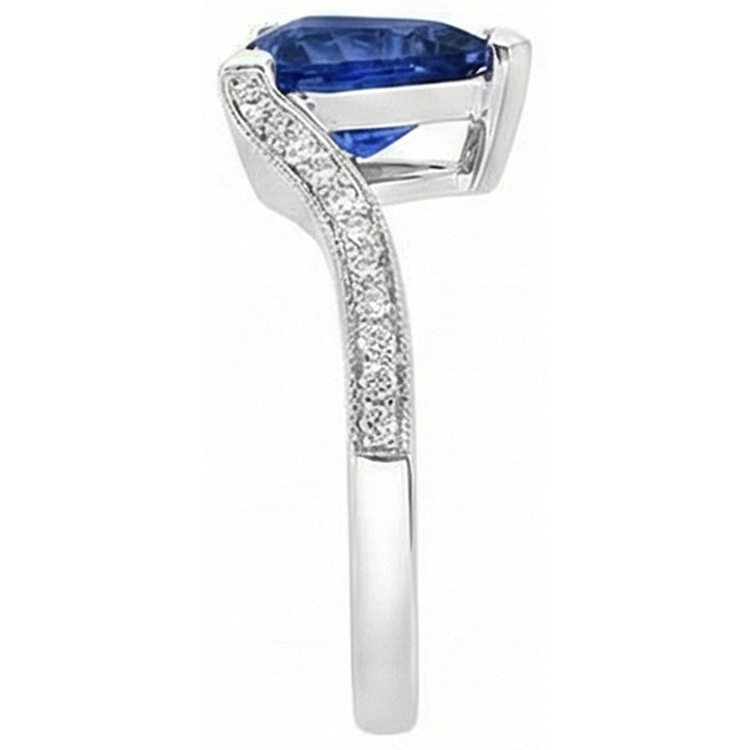 Bague femme diamant trillion saphir bleu profond 2.50 carats tige fendue