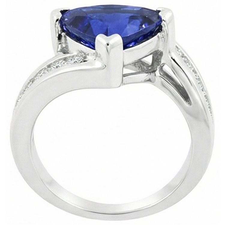 Bague femme fantaisie trillion saphir rond serti de diamants 4 carats