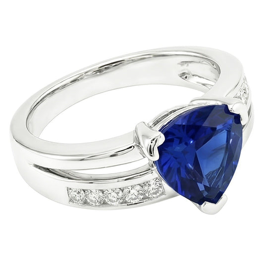 Bague princesse diamant trillion saphir 2.50 carats or blanc 14K
