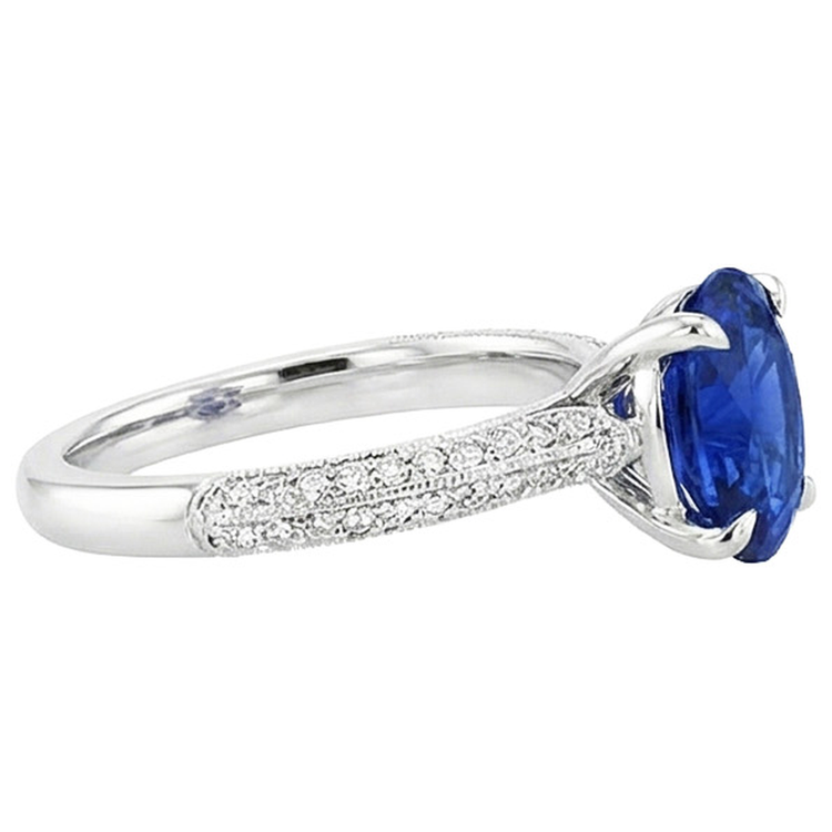 Bague saphir bleu de style antique pour femme avec accents 5.50 carats