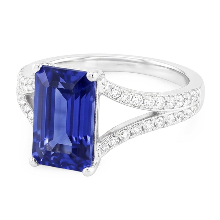Bague saphir bleu émeraude avec pierres précieuses 4.50 carats tige fendue en or blanc