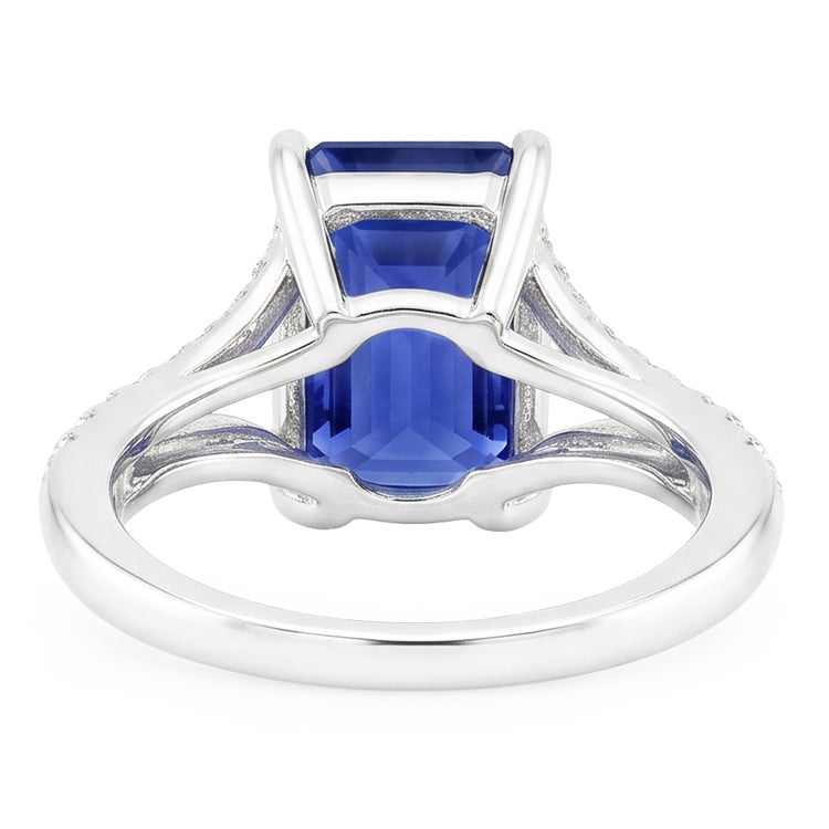 Bague saphir bleu émeraude avec pierres précieuses 4.50 carats tige fendue en or blanc