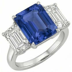Bague saphir bleu émeraude trois pierres bijoux en or 3 carats