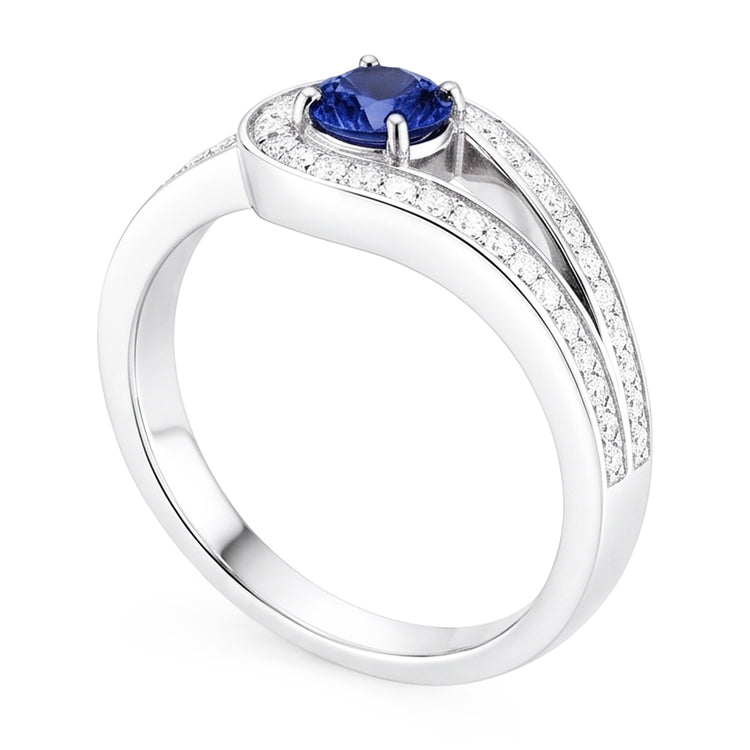 Bague saphir bleu rond avec accents style tige fendue 1.50 carats