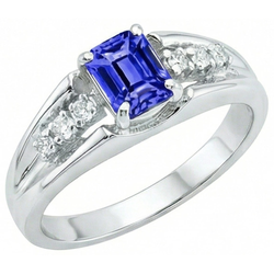 Bague saphir de Ceylan taille émeraude avec diamants ronds 1.30 ct