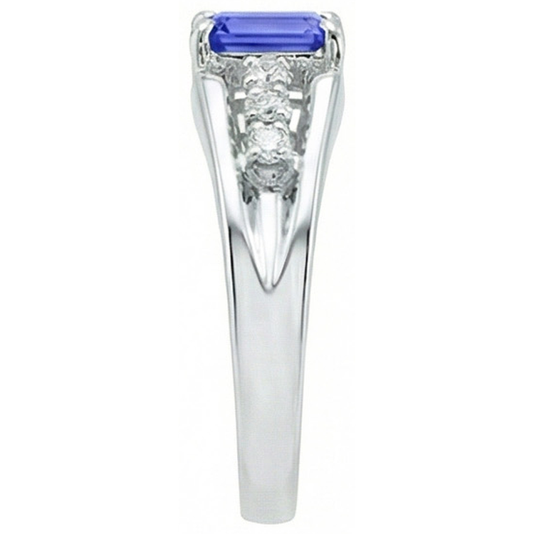 Bague saphir de Ceylan taille émeraude avec diamants ronds 1.30 ct