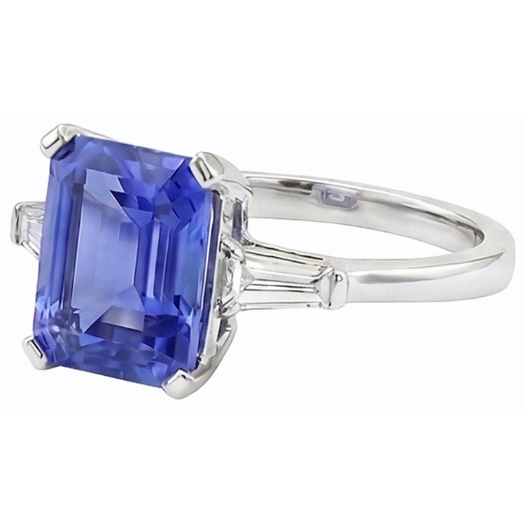Bague saphir émeraude 3 pierres et diamants baguette coniques 2.25 carats
