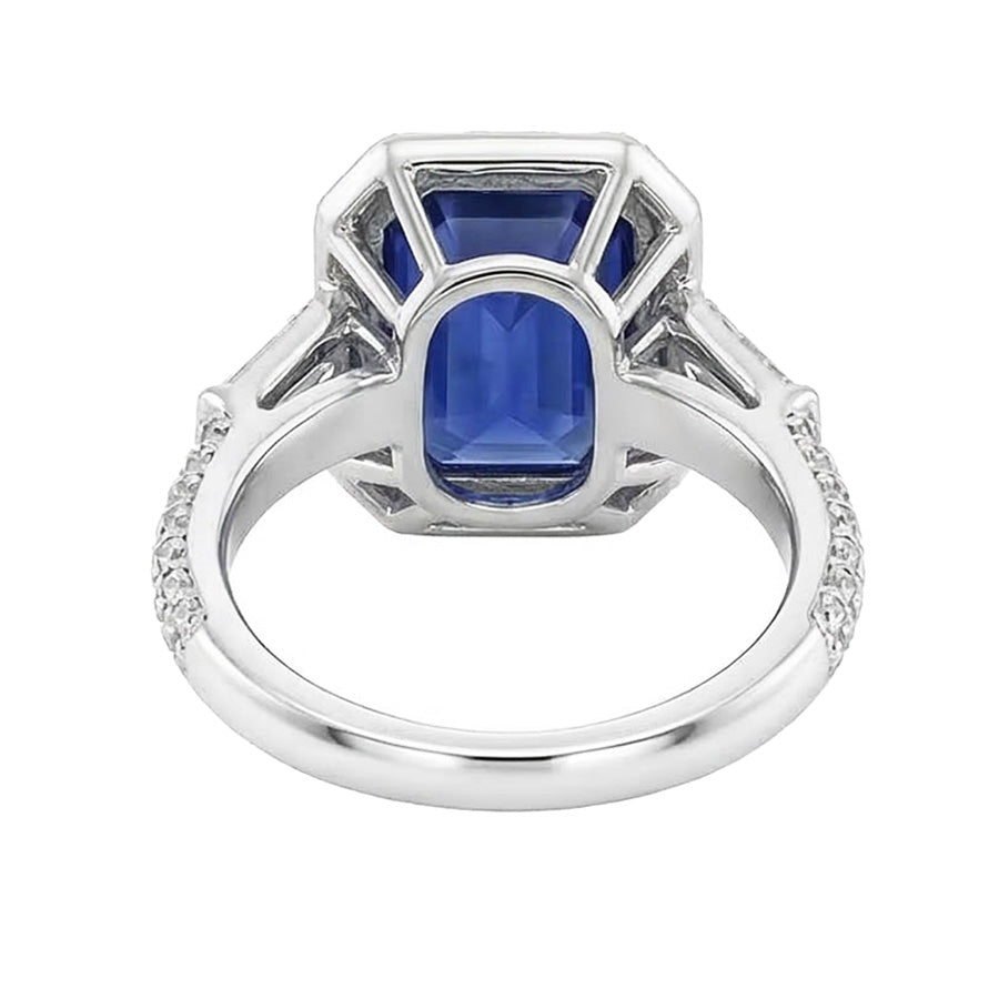 naturel baguette diamant 4carats bague sur blanc