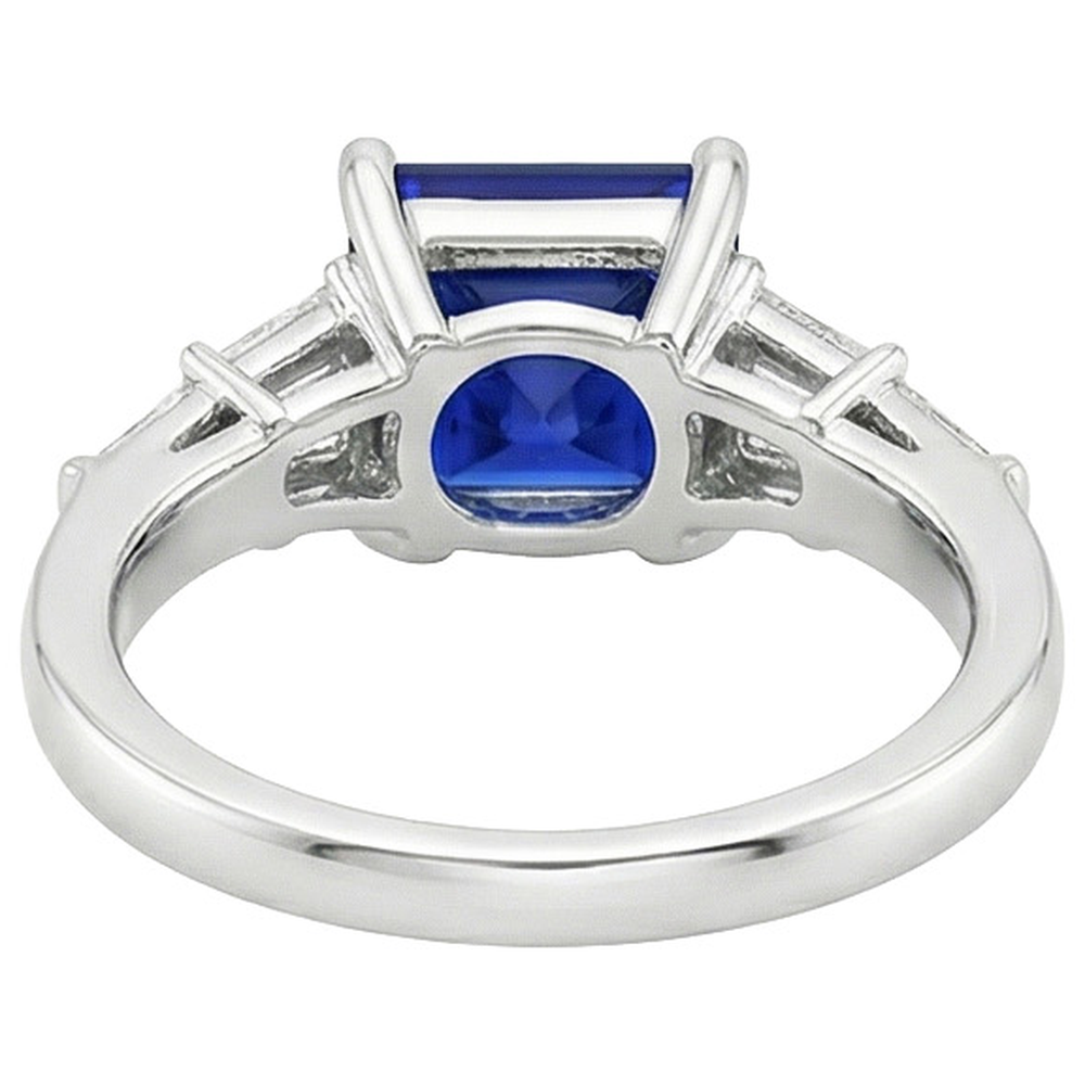 naturel baguette diamant 4.50carats bague sur blanc