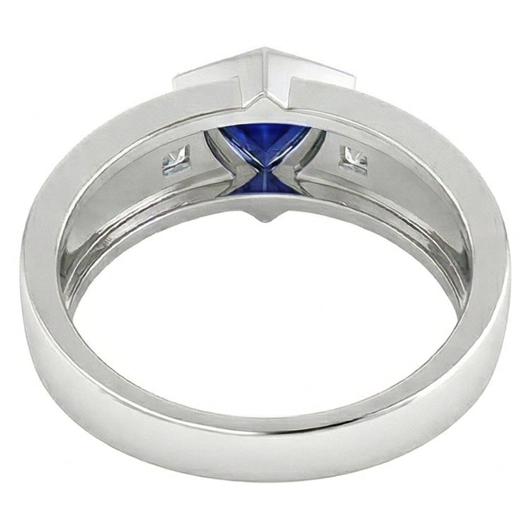 Bague saphir trillion de pierres précieuses 1.50 carats serti de diamants