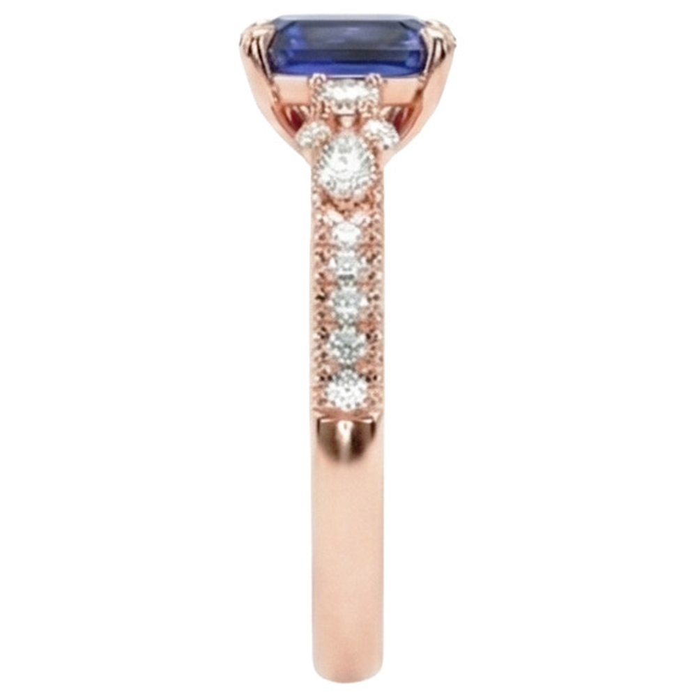naturel round saphir 4carats bague sur blanc