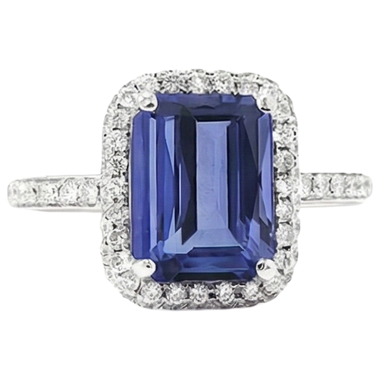 Bague solitaire en diamant tanzanite taille émeraude de 5.50 ct avec accent
