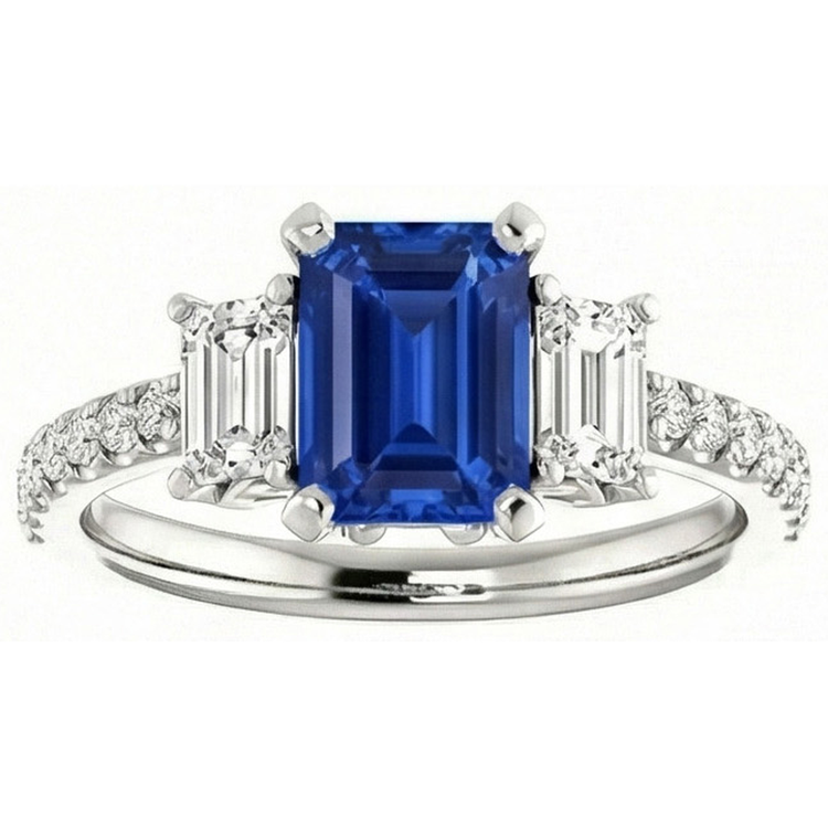 Bague trois pierres saphir émeraude avec diamants accentués 3.50 carats