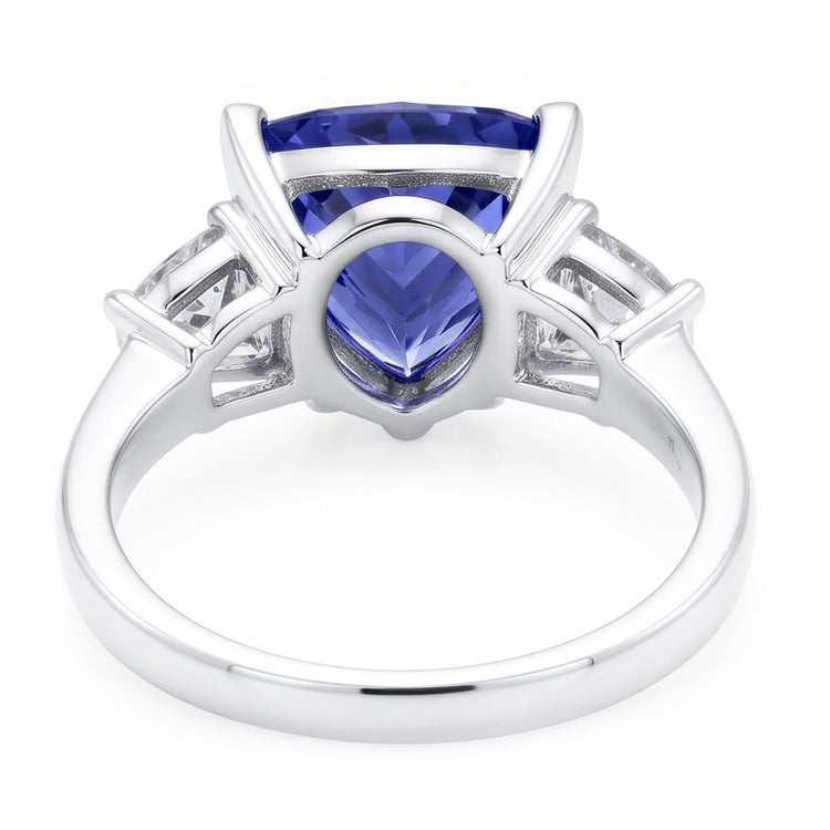 Bague trois pierres taille trilliant diamant bleu pierre précieuse 6.5 carats WG 14K