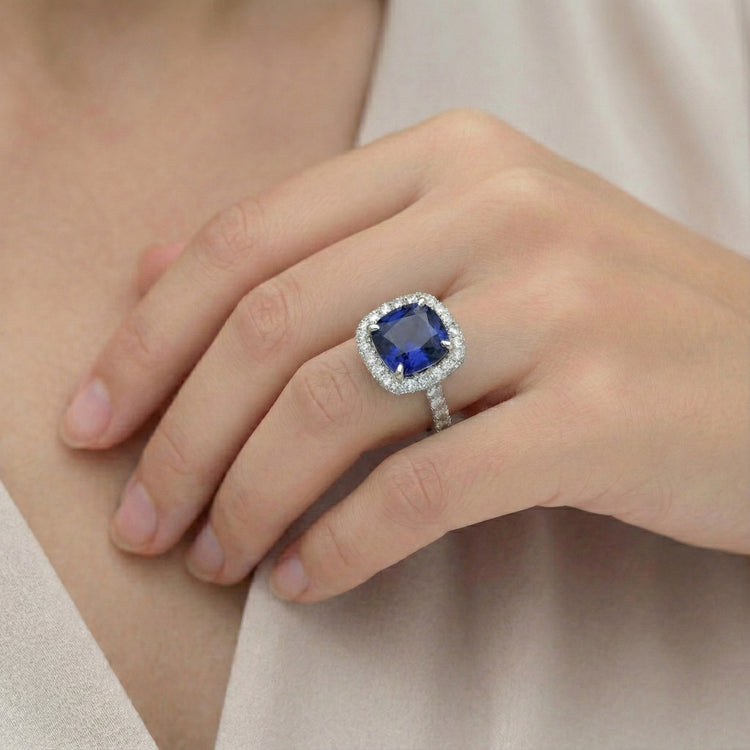 Bague De Fiançailles Saphir Coussin 4 Carats