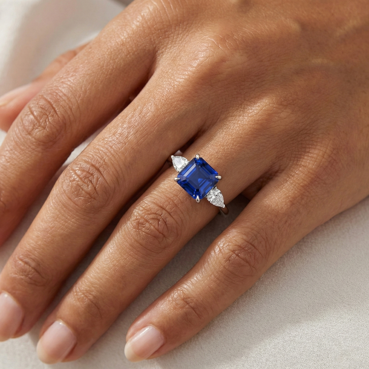 naturel cushion saphir 2.75carats bague avec accents diamants