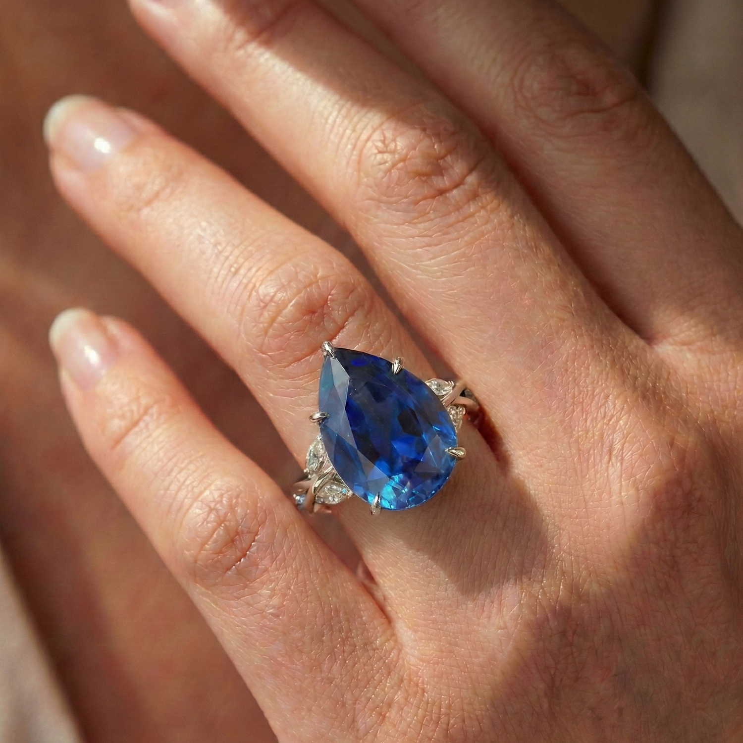 naturel marquise diamant 7.25carats bague avec accents diamants