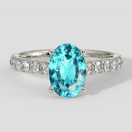 Bague Paraiba ovale avec bande de diamants