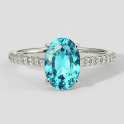 Bague Paraiba taille ovale avec accents latéraux