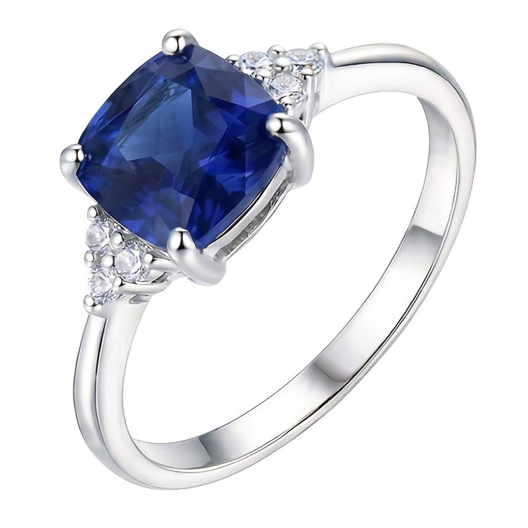 Bague Saphir Coussin Bijoux Pierres Précieuses 2.50 Carats Petit Diamant Rond