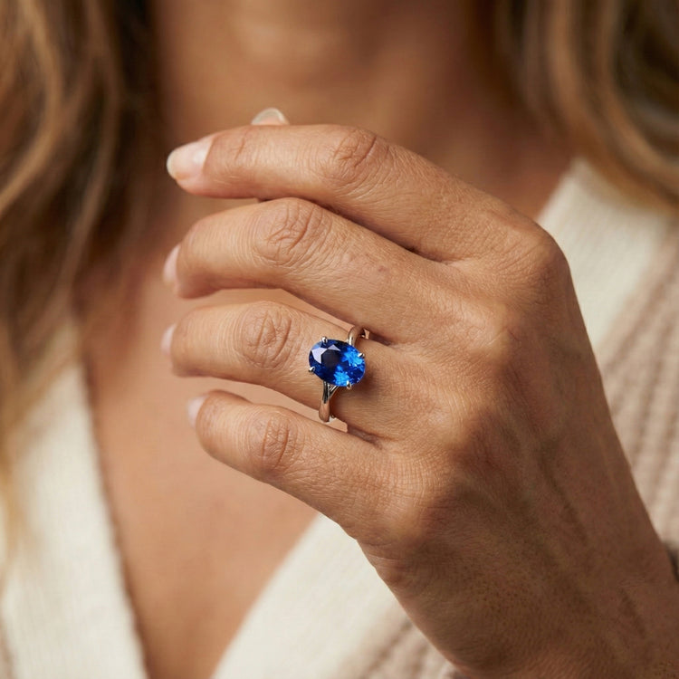 Bague Solitaire Ceylan Saphir Taille Ovale Sertie De Griffes 3 Carats