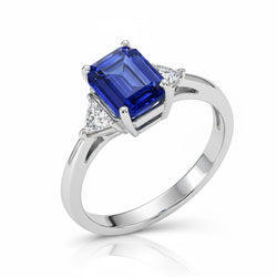 Bague dame trois pierres diamant et émeraude saphir du Sri Lanka 7 carats