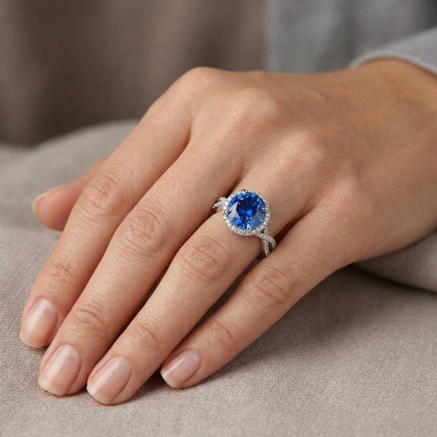 naturel round diamant 4.85carats bague sur blanc