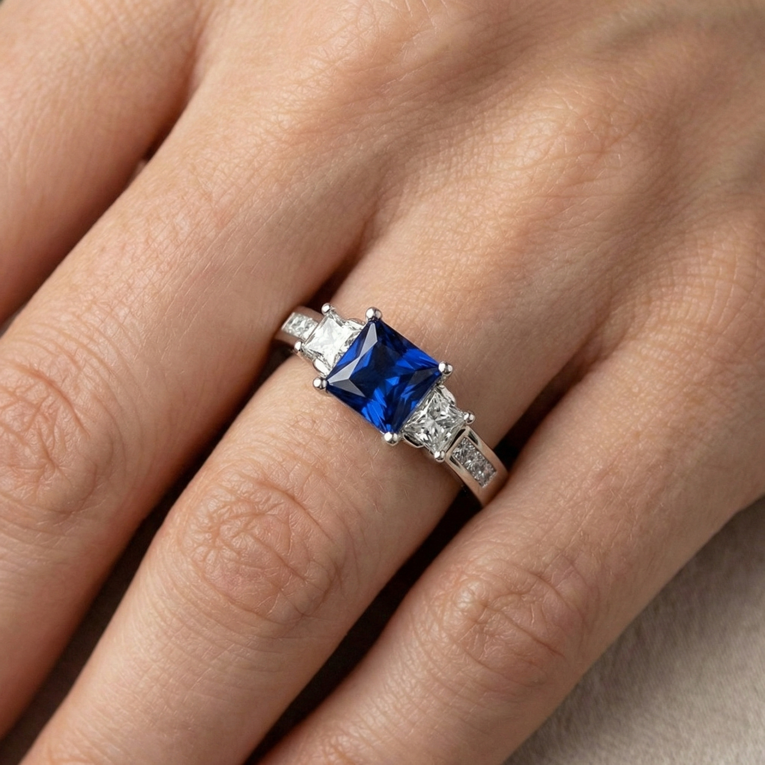 naturel diamant 2.85carats bague avec accents diamants
