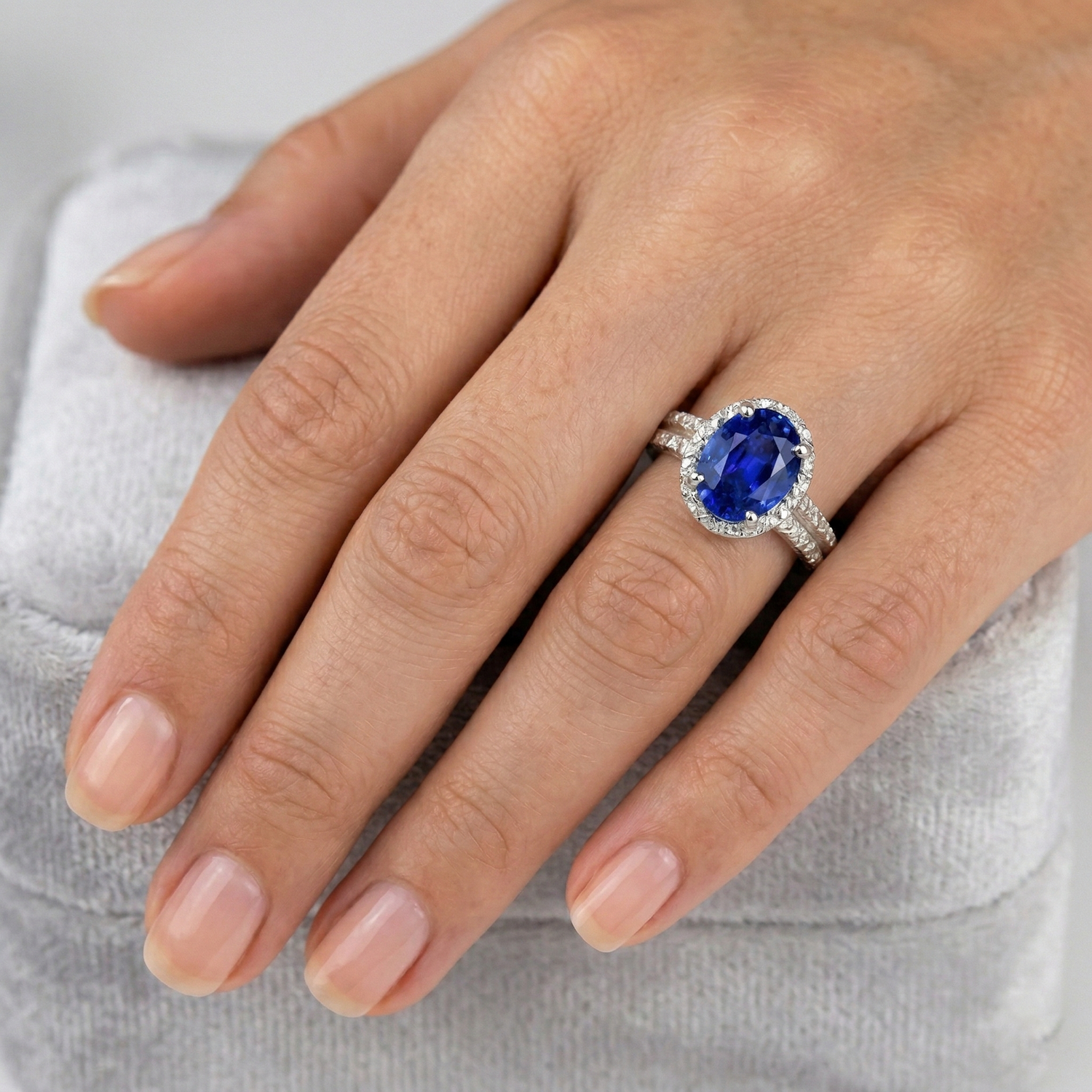 naturel round diamant 4.81carats bague avec accents diamants