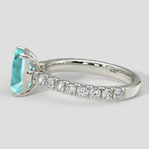 Bague élégante en diamant bleu Paraiba