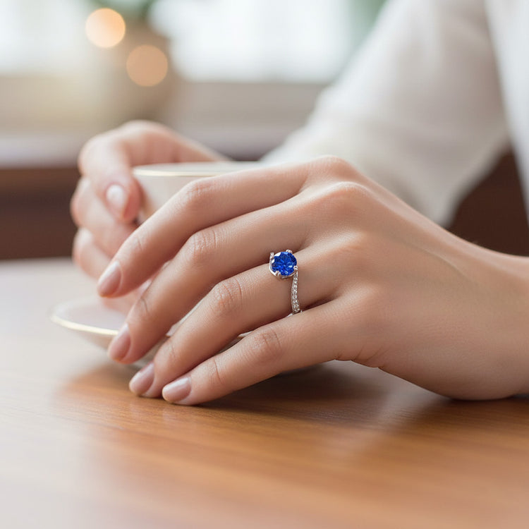 Bague en diamant saphir bleu de Ceylan Coupe Ronde de 1.25 ct