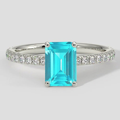 Bague en tourmaline Paraiba taille émeraude naturelle