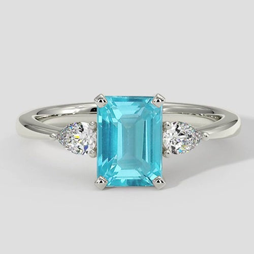 Bague moderne en tourmaline Paraiba taille émeraude