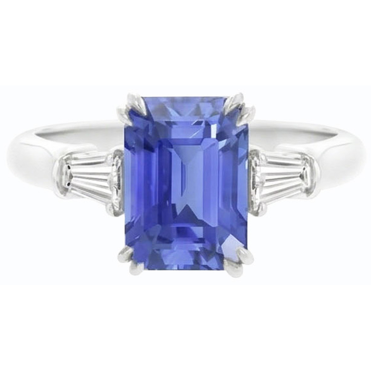 Baguette diamant 3 pierres taille émeraude saphir bleu 2.25 carats