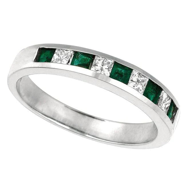 Bande en émeraude Vert et diamant taille princesse de 0,60 carat nouveau en or blanc