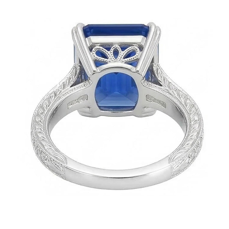Bijoux en or diamant serti de griffes bague saphir bleu 5 carats millegrain