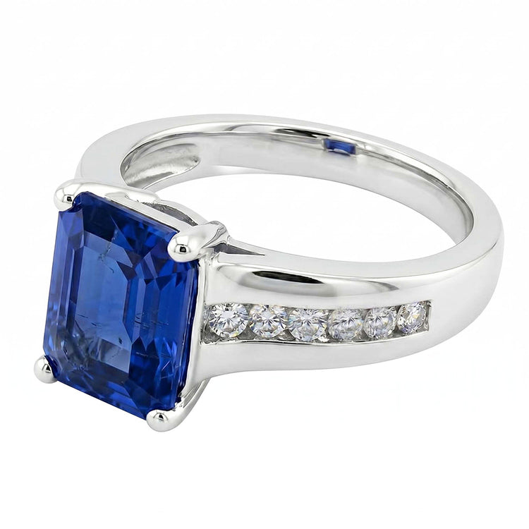 Bijoux en or diamant taille émeraude bague saphir bleu 3 carats sertie de griffes