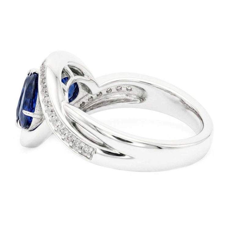 Bijoux en pierres précieuses Bague en saphir bleu poire Style torsadé 1.50 carats